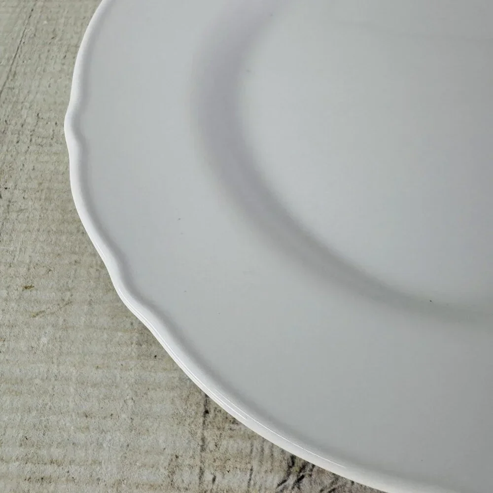 Ikea of Sweden UPPLAGA 21986 White Scalloped Porcelain Lunch Salad Plates Set 2